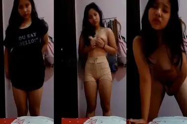 ABG Cantik Main Jari Sambil Berdiri